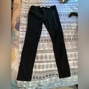 Black hollister skinny jeans